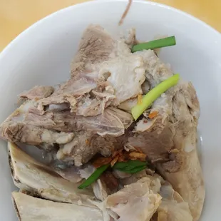 Xi Quach (pork bones)