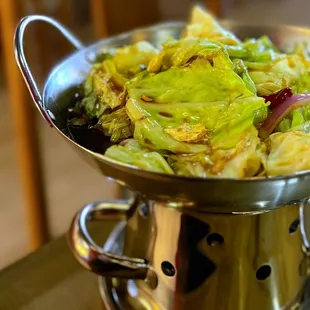 千鍋手撕包心菜 Dry Pot Cabbage | $15.99 (GET THIS!)