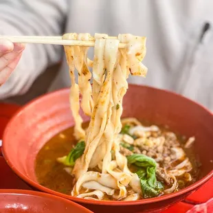 D11. Chongqing Street Noodle