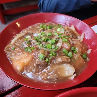 D9.Noodle w.Beef Sirloin & Tomato Sauce-