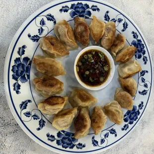 A1.Napa Cabbage w.Pork Potsticker