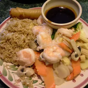 Steamed shrimp &amp; veggies (lunch)