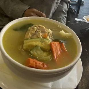 Caldo de Pollo