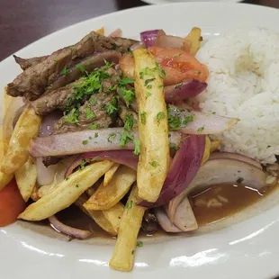 Lomo Saltado