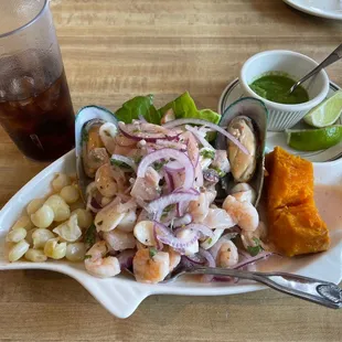 Ceviche Mixto