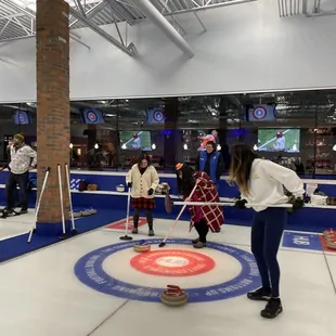 Curling @ The HUB Stadium Novi