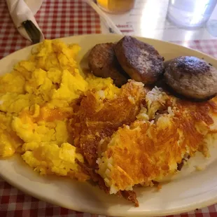 Hubbards Sampler  Eggs with cheese, sausage,  hashbrowns