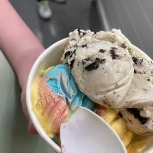 a bowl of ice cream
