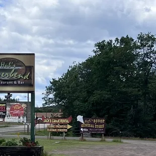 a sign for hub's riverbend