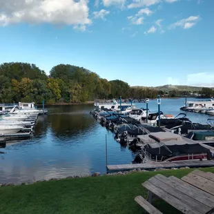 North Bay Marina - Huck Finn's on the water