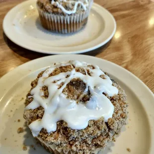 Get the Streusel Cake!