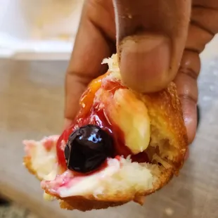 Huckleberry's Breakfast & Lunch