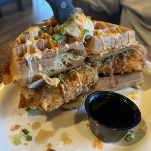 a fried chicken sandwich on a plate