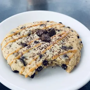 Warm chocolate caramel cookie