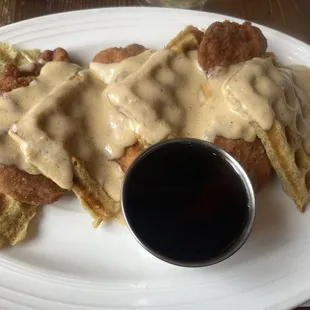 Chicken & waffles