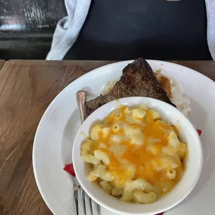 The 3 Cheese Mac and Cheese was a different blend of cheeses than me expected, but it was good.