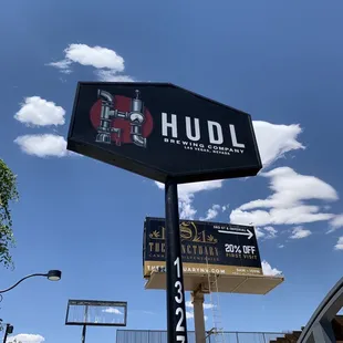 a sign for hudl brewing