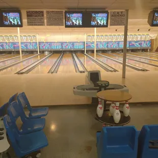 16 lanes and the chairs have cupholders!