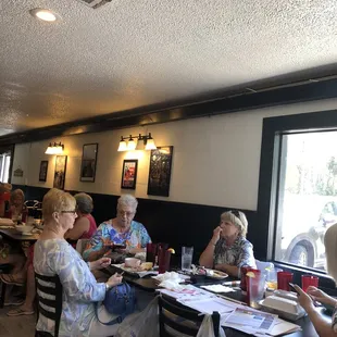 Side front wall of restaurant