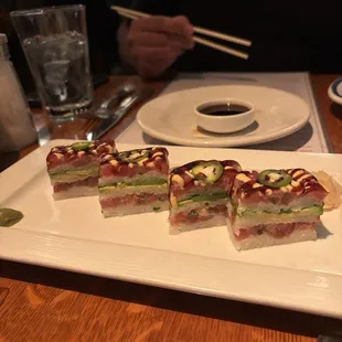 Pressed Tuna Sushi