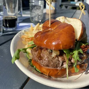Pretzel Burger