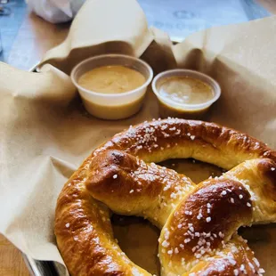 AMAZING pretzel!