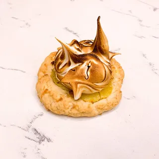 Meringue Sandie Cookie