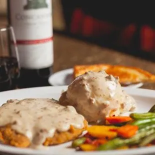 Enjoy happy hour specials on beer, wine, liquor and appetizers at the Li&apos;l Bar.  Monthly food specials are also available on ...