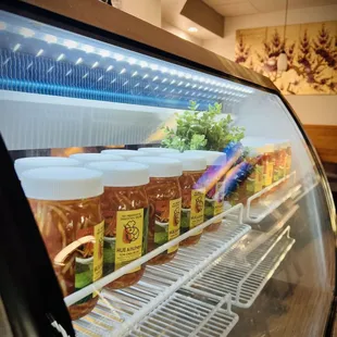 sushi and sashimi, interior