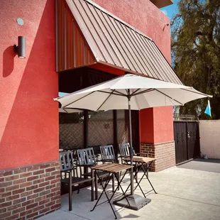 crepes, outside