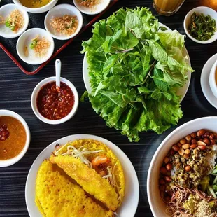 Have this Hue Oi Family Feast delivered today!