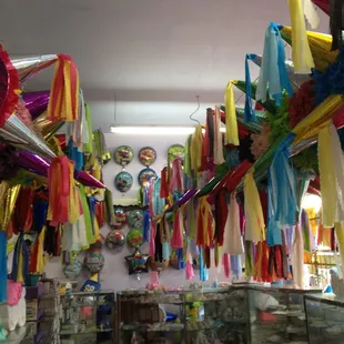 More piñatas!