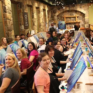 Hues'n'Booze painting party!