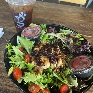 Magoo&apos;s favorite salad with grilled chicken and raspberry vinaigrette