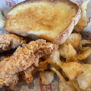 Delicious chicken tenders &amp; chips