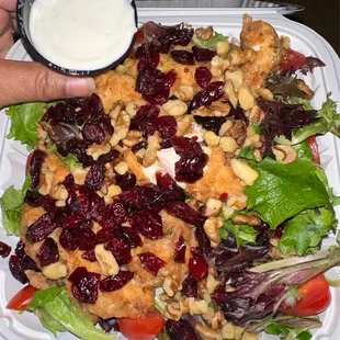 Magoo&apos;s Favorite Salad
