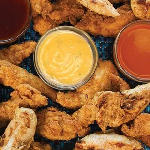 food, fried chicken, fried chicken wings, chicken wings and fried chicken, chicken wings, bbq wings, chicken, poultry, bbq chicken