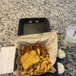 5 tender meal with fries, coleslaw, garlic bread, and ranch.