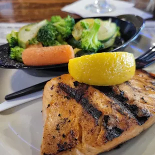 Salmon &amp; Veggie Plate