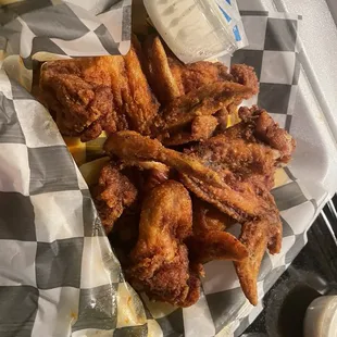 BUFFALO WINGS