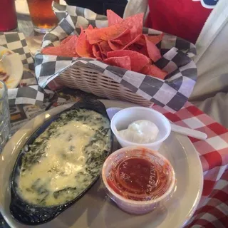 SPINACH & ARTICHOKE DIP