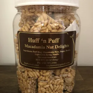  jar of macadamia nuts