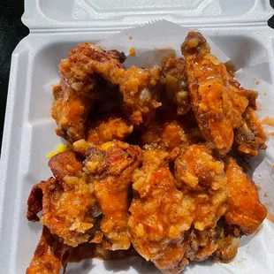 food, fried chicken, bbq wings, poultry, fried chicken wings, chicken, bbq chicken, chicken wings and fried chicken, chicken wings