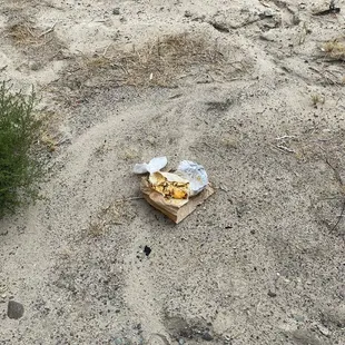 Bad quality food, jus threw it,