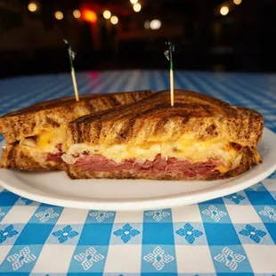 Hugo's classic Reuben sandwich