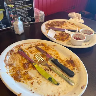 Had the fajita dinner with cheese enchiladas and beans..