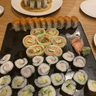Avocado Maki, Yellowtail Maki Red Dragon Roll Toro Roll