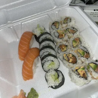 Spicy Salmon Roll