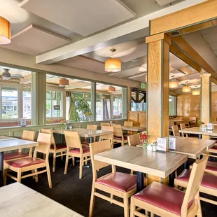 Interior of Hugo's Studio City