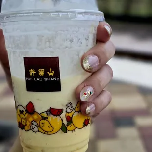 Mango, pomelo, sago drink - best drink on the menu, IMO